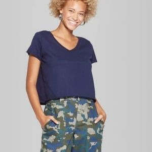 wild fable crop top v neck navy blue NWT 🧥👍